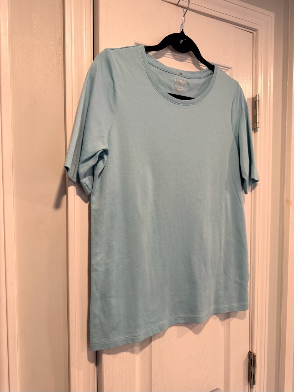 L.L. Bean Size M Light Blue Short Sleeve Crew Neck Cotton Stretch Tee Shirt - Picture 3 of 9